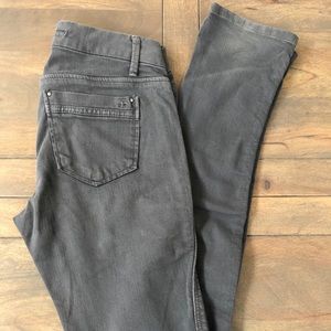 Joe’s Jeans Grey Chelsea Cut Size 25